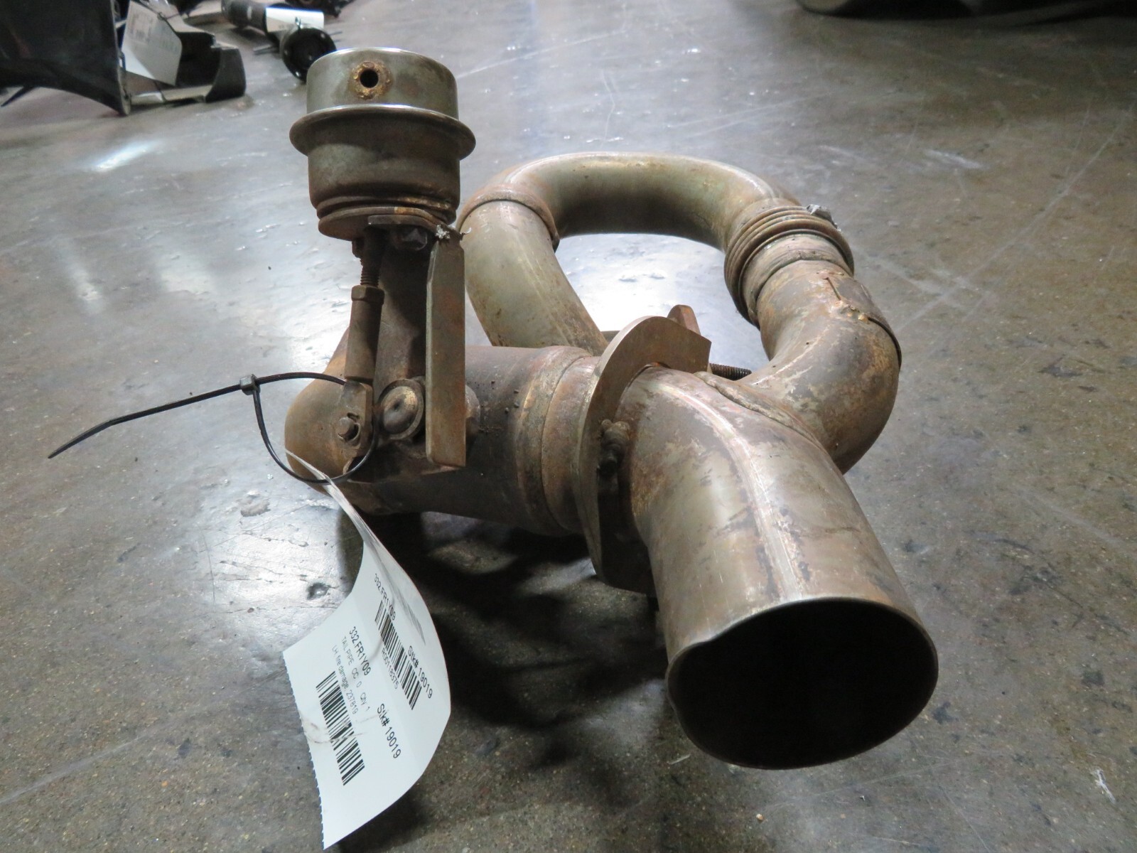 Ferrari F430 Scuderia, LH, Left, Tail Pipe, Fire Damage, Used, P/N 237819
