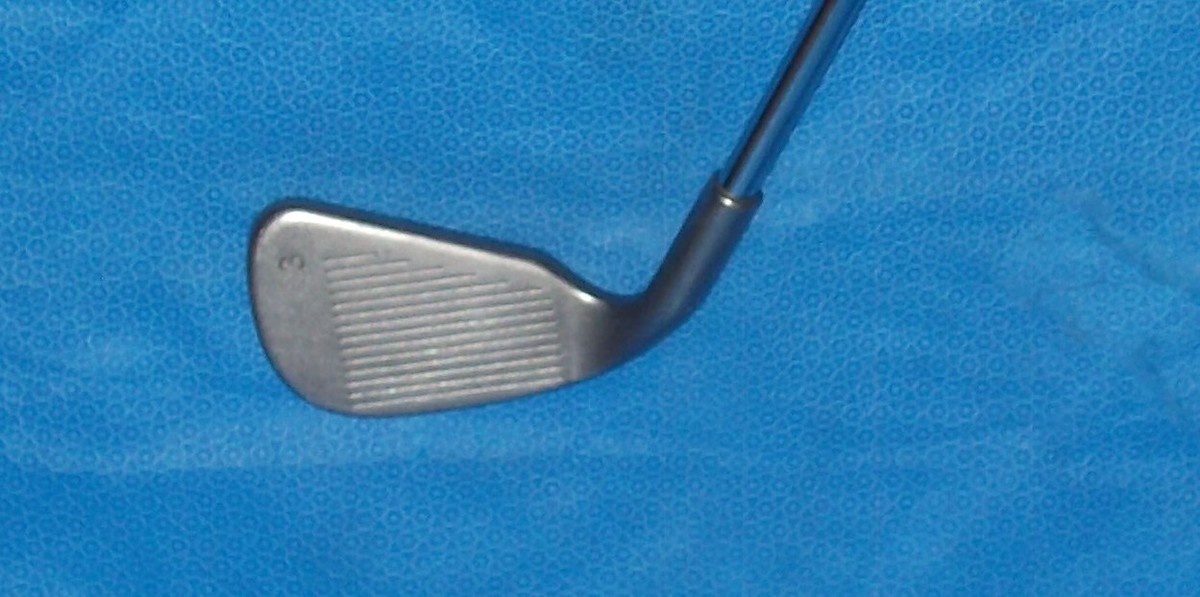 RH Ping Eye2 + Green Dot 3 Iron with ZZ Lite Steel Shaft & New  display picture 1