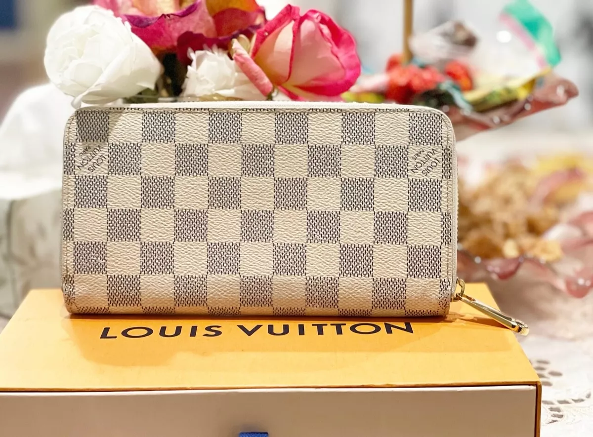 louis vuitton damier azur zippy wallet