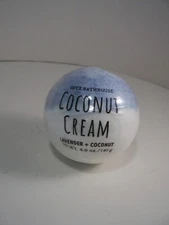ONYZ BATHHOUSE COCONUT CREAM Lavender & Coconut Fizzle Bath Bomb 4.9 Oz.