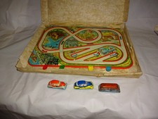 DDR Blech Spielzeug Uhrwerk Blechautobahn mit Karton +3 autos