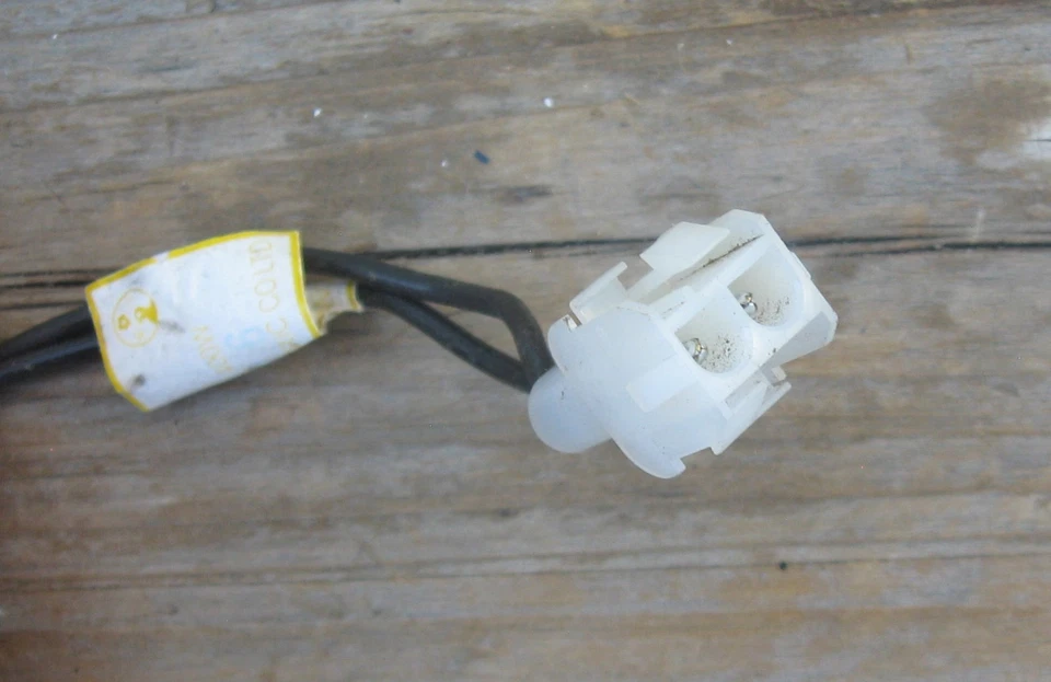 Нагревательный элемент для размораживания Haier GE WR09X29895 RF-3400-03 HTP18GAAWW - Изображение 2 из 3