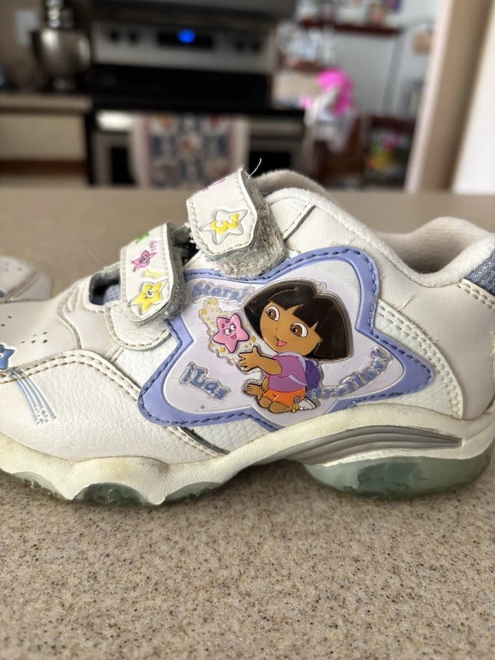 2005 Dora la Exploradora y Botas Púrpura y Blanco Estrellas Zapatos Talla 10 Foto 3 de 4