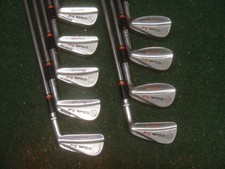 1962-63 Wilson Staff Dyna-Power 2-PW Steel Reg Flex Rh Fluid Feel Turfrider Sole