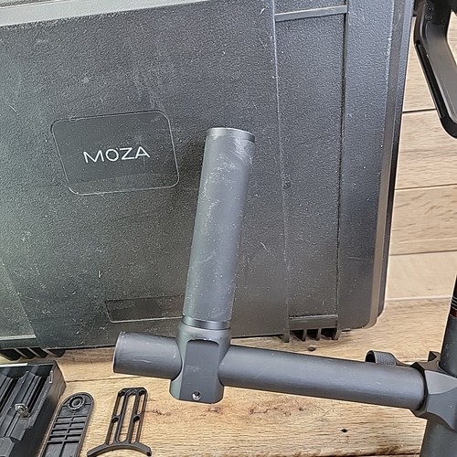 Moza Air Film DSLR Gimbal Stabilizer Kit AS IS PARTS OR REPAIR - Picture 5 of 19