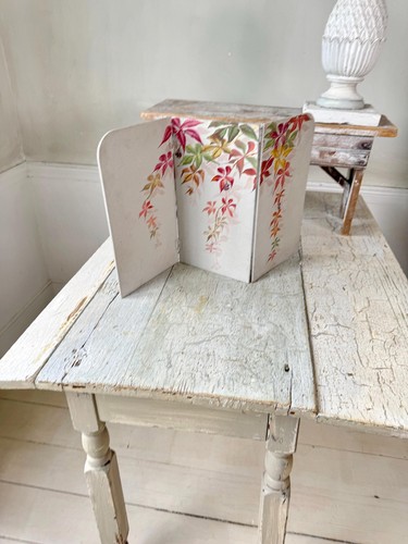 14x24 small antique gray French painted folding screen hand painted autumn ivy  - Picture 4 of 10