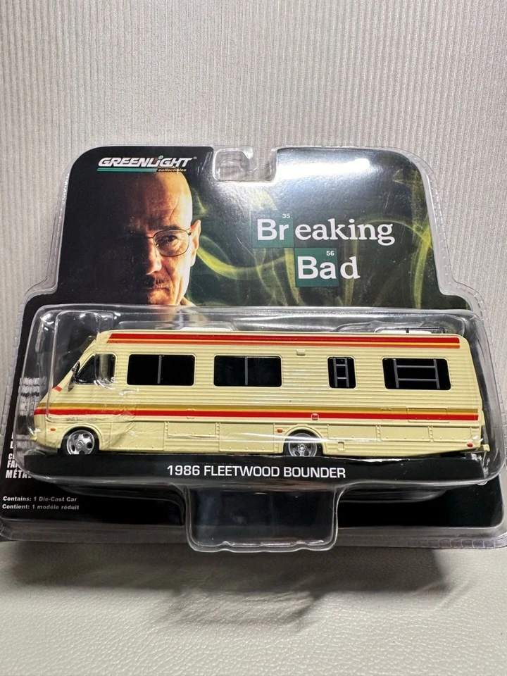 GreenLight 1986 Fleetwood Bounder Breaking Bad RV Camper Van modelo escala 1:64 - Imagem 3 de 4
