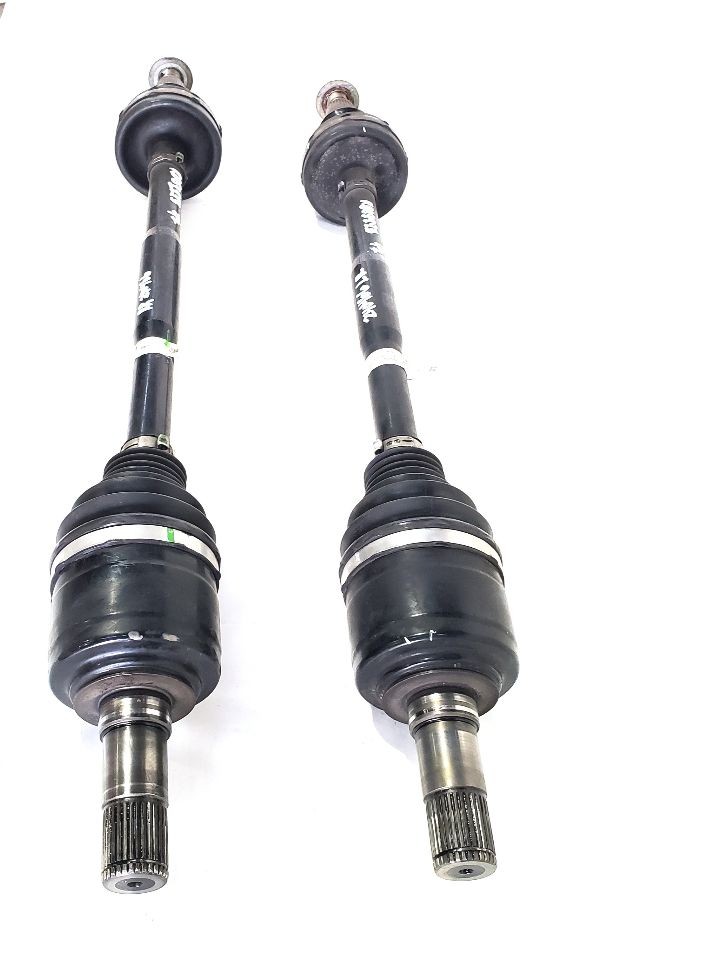 2014 Maserati GHIBLI OEM Pair Rear CV Axle Shaft