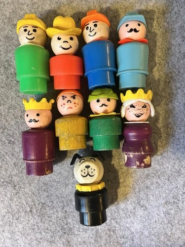Vintage Fisher-Price Little People Figures Lot Dog Queen King (9)