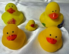 Rubber Ducks Jeep Lovers Lot of 5 Various sized Yellow Ducks JEEP DUCKING Party