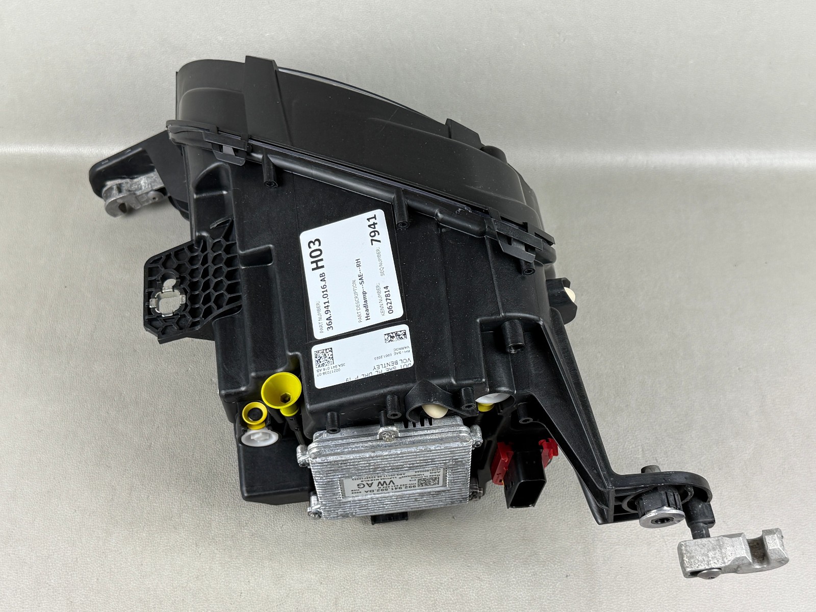 Perfect! 2020-2024 Bentley Bentayga Right RH Side LED Headlight OEM