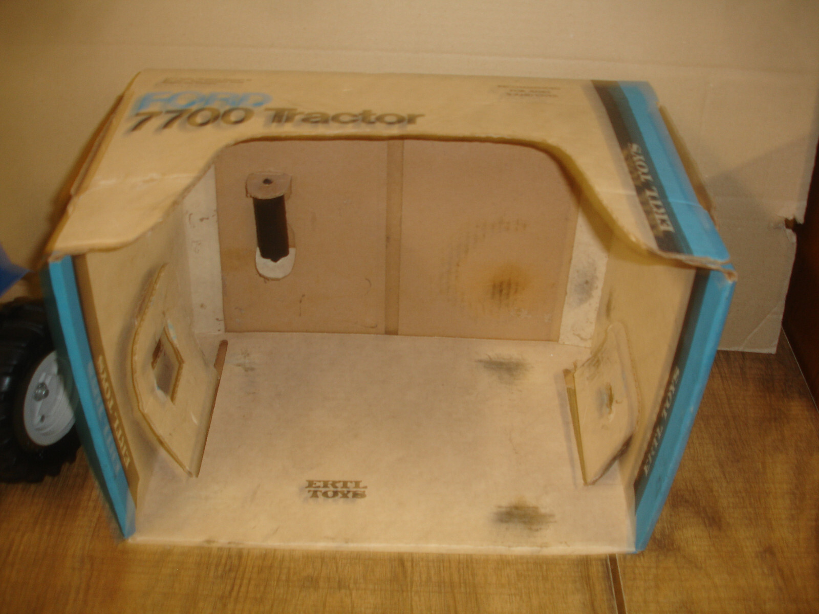 Picture 4 of 6
