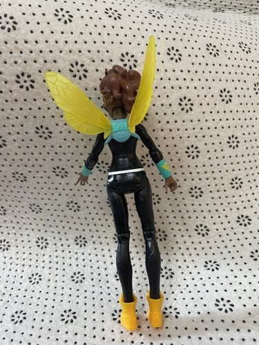 2015 Mattel DC Comics Bumblebee Super Heros Girls 6" Action Figure - Picture 3 of 3