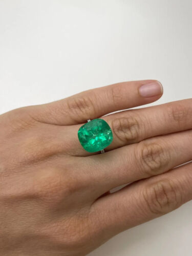 12.27 Carat 15x14 Muzo Yellowish Green Natural Loose Colombian Emerald-Gemstone - Picture 9 of 10