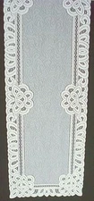 Battenburg Paisley White 14x70 Table Runner Oxford House NWOT