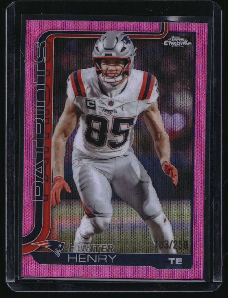 2025 Topps Chrome #209 Hunter Henry Pink Wave Refractor /250