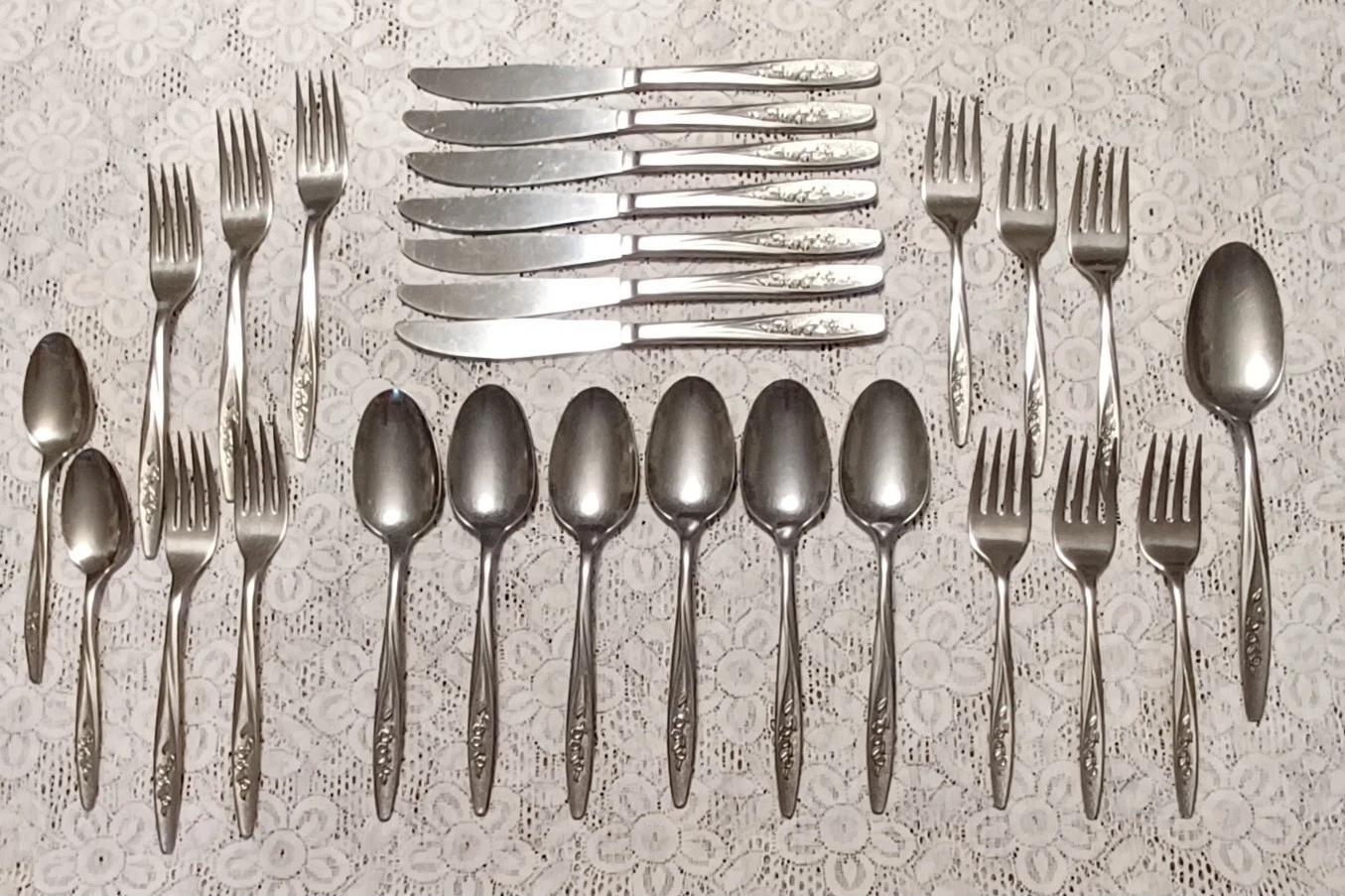 Vtg Superior Stainless USA International Silver RADIANT ROSE 27 piece lot