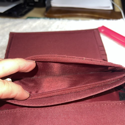 GUC Vintage Leather Etienne Aigner Wallet. 7” X 4” W/ Removable Check Book Cover - Picture 5 of 11
