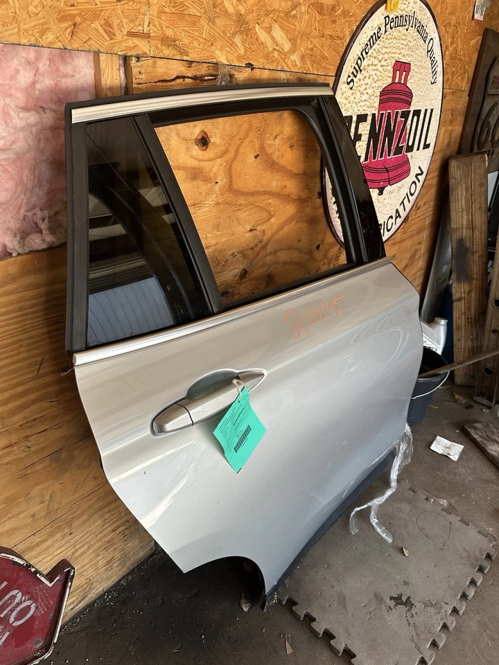 Puerta trasera derecha BMW X1 2016-2022 | B39 gris mineral Foto 2 de 4