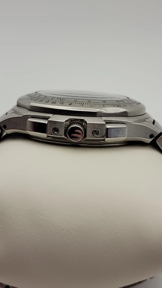 Citizen Quartz Eco-Drive World Time Skyhawk Chronograph Model C651 Solar Working - Image 3 of 4