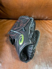 ASICS Softer-Rubber-Ball Glove Black Leather Red Stitch Youth Professional Style