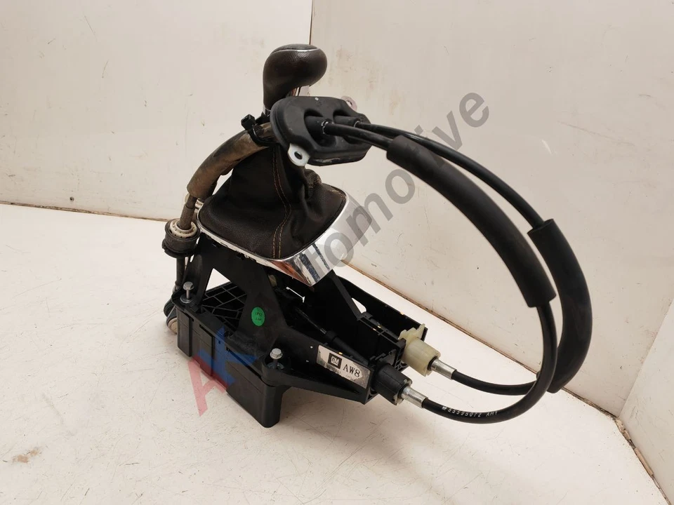 Vauxhall Mokka 12-15 Gear Selector Cables 6 Speed Manual 1.7 Diesel 55597661 - Image 2 of 4