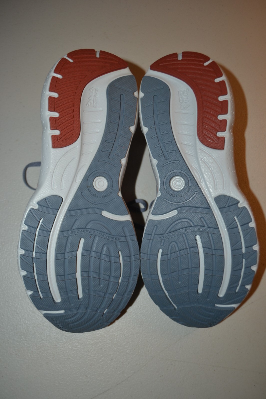 Brooks Women Glycerin 20 Gray Running Shoes Size 8.5M thumbnail 8