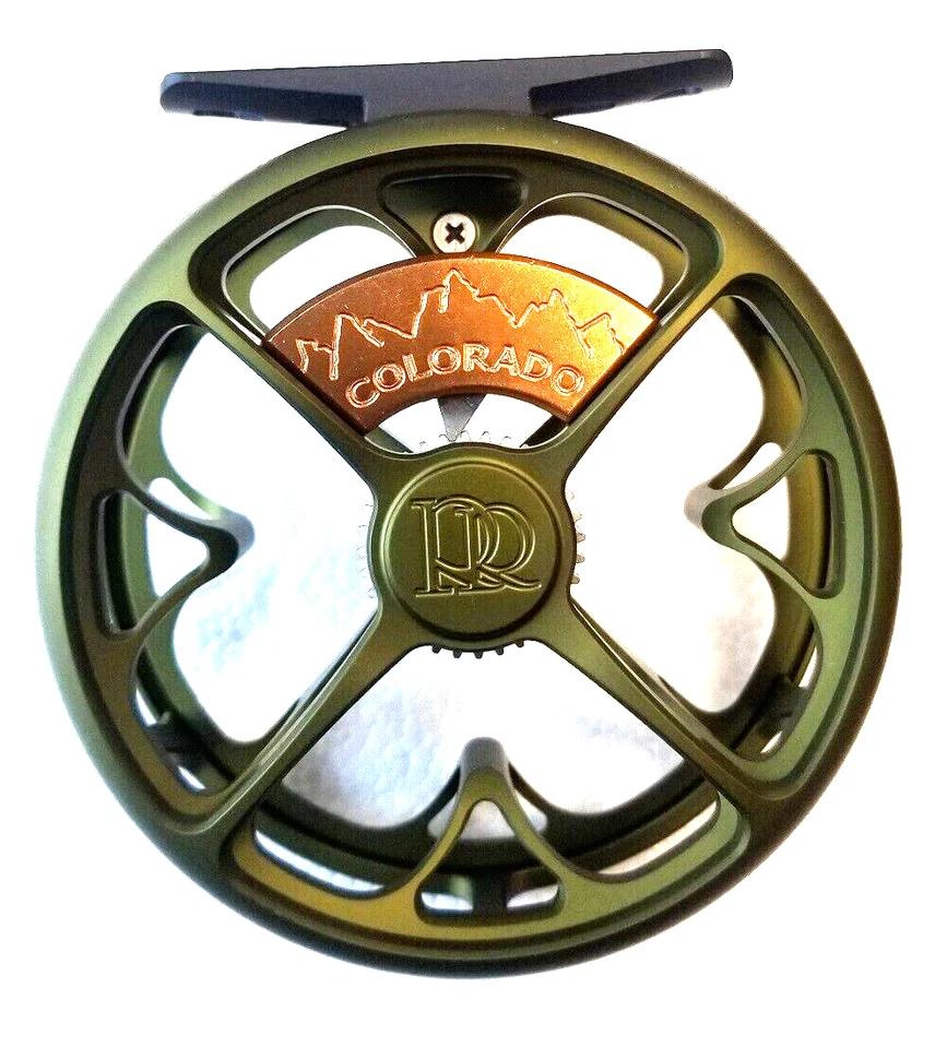 CARRETE ROSS COLORADO 4/5 OLIVA MATE - ¡LÍNEA FLY $80 GRATIS! - NUEVO, SISTEMA CLICK DRAG Foto 2 de 4
