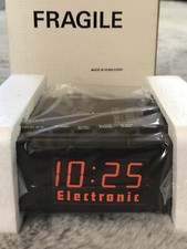 NUOVO raro orologio IMA radio AM/FM sveglia modello 1275 compatto viaggio LED vintage