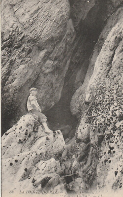 Old postcard La Pointe du Raz Baie des Trepasses