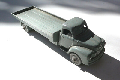 DUBLO DINKY TOYS No.066 BEDFORD Camion plateau. 1957
