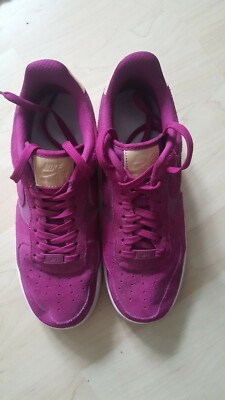 Nike Air Force 1 07 premium Sneaker, Größe 41, berry/beere violett