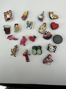 jibbitz crocs shoe charms