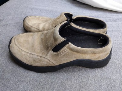 Cabelas Shoes Womens Size 7.5 Tan Suede Slip On Clogs Mules Comfort Casual