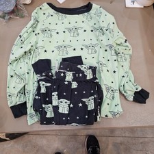 Star Wars Green and Blue Pajama Set Baby Yoda Size Small 4-6