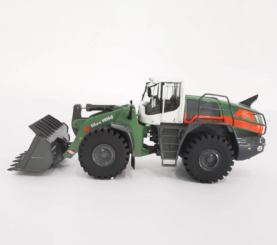 1:50 NZG LIEBHERR L586 - 4 Loader Construction Machinery Equipment Diecast Model - Image 3 of 4