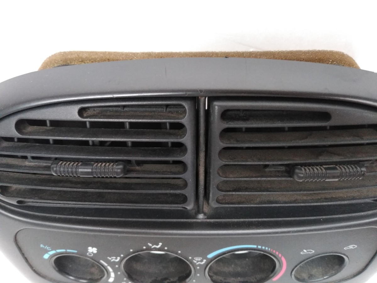 2000 2005 Dodge Neon Radio Bezel Dash Trim Panel Center Air Vent