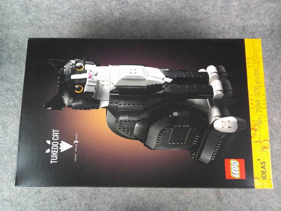 LEGO TUXEDO CAT 21349 - 1710 PIECES BRAND NEW IN BOX  - Image 2 of 3
