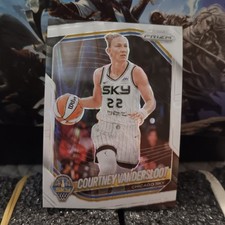 2025 Panini Prizm WNBA - Courtney Vandersloot #124 White Seismic Prizm