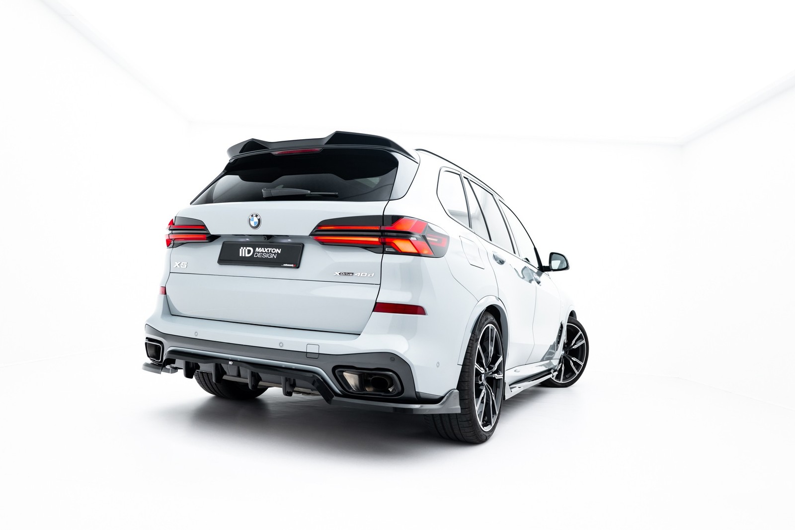 Splitter arrière exclusif Maxton V.2 pour BMW X5 M-Pack G05 Facelift finition premium en ABS