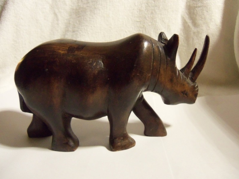 Wood Rhino, Hand Made In Kenya, Displays Very Nice, Teak ? 8 Inches Tail to Horn