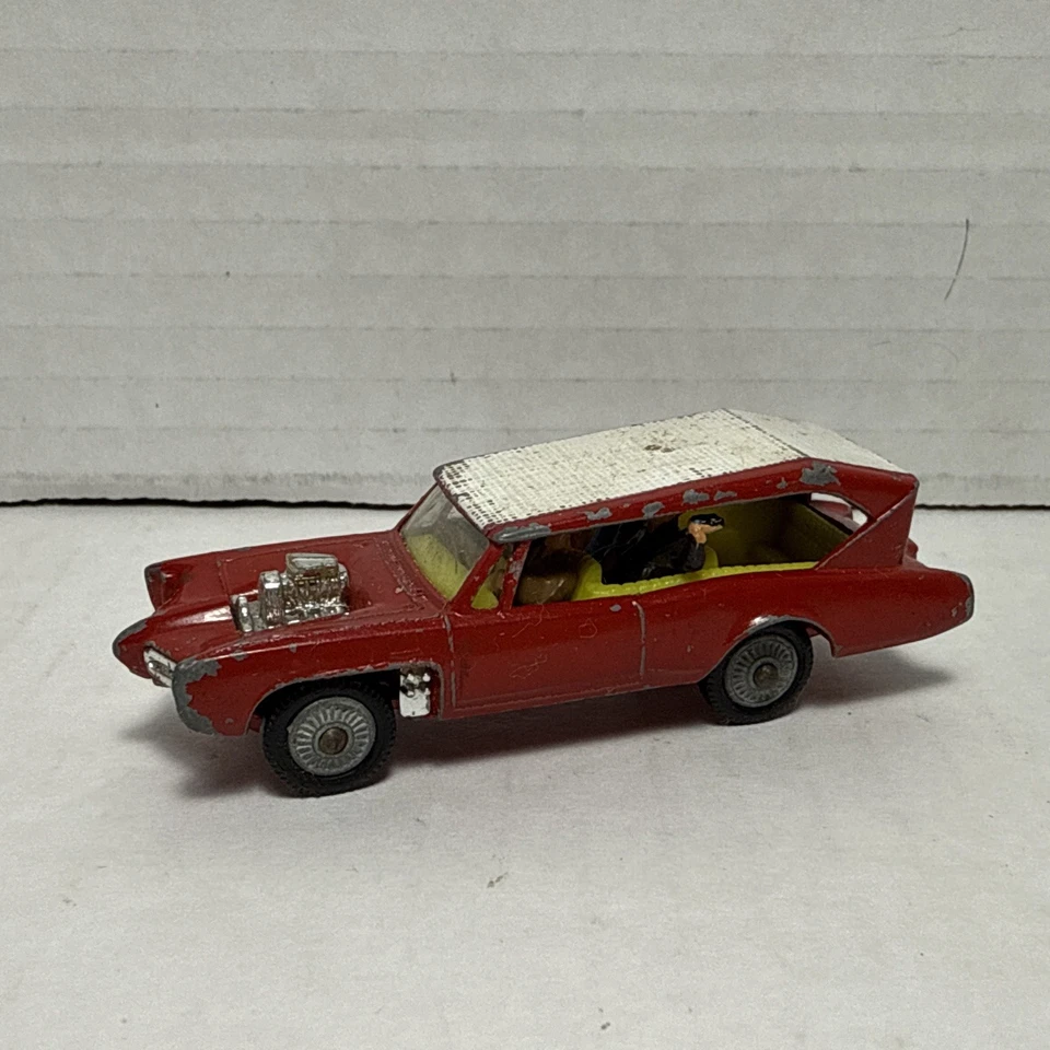 Corgi Juniors Toy - Monkee Mobile 1967 With 4 (Passenger Is Damaged) SEE PICS - Image 2 of 4
