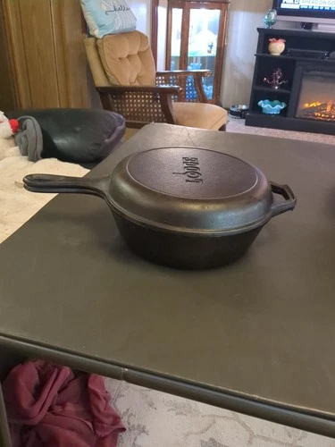 Vintage Lodge #8CF Cast Iron Chicken Fryer Skillet with Lid 10.25"