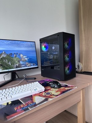 Gaming PC RTX 3070 / i7-9700K / Mehr als 1,2TB / Gehäuse Neu