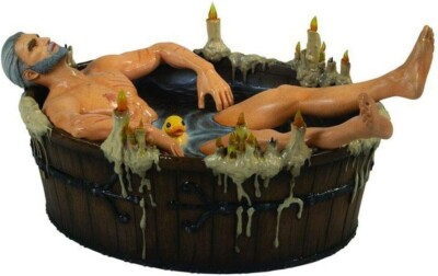 THE WITCHER 3 - WILD HUNT: GERALT IN THE BATH STATUETTE