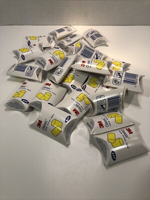 310-1001 E-A-R Classic Uncorded Foam Yellow 29dB Ear Plugs. 25 Count.