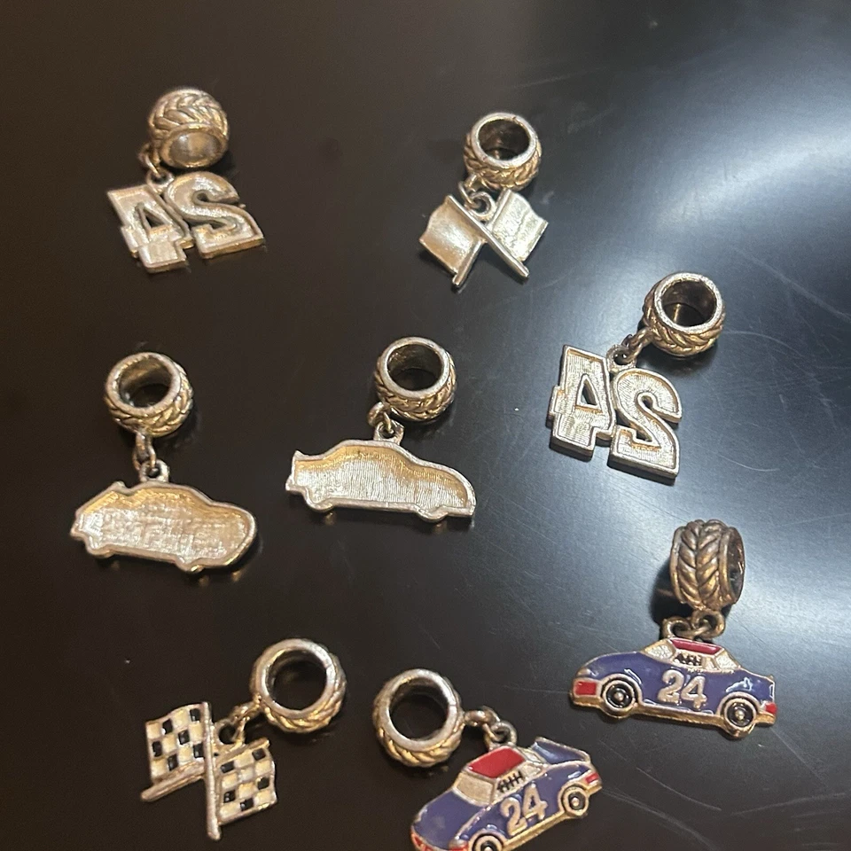 Jeff Gordon NASCAR Colgante Dije para Collar o Pulsera Coche 24 Banderas Lote de 8 Foto 4 de 4