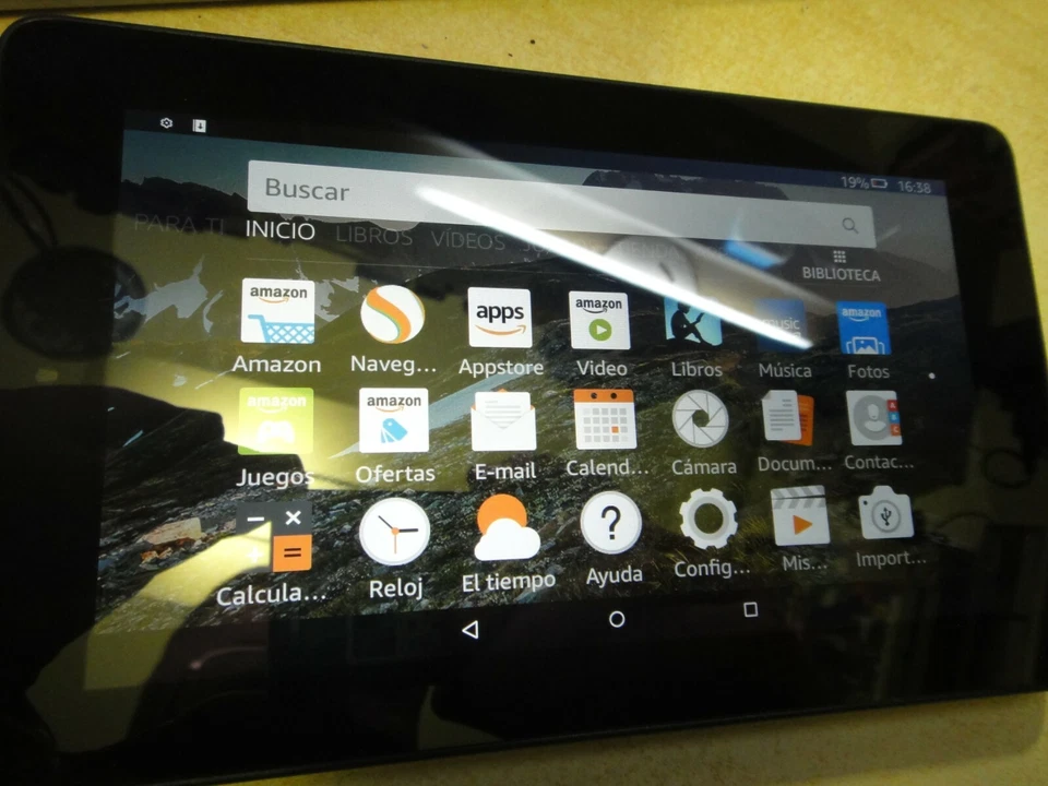 Amazon Fire 5th generación SV98LN 8gb ver fotos España - Immagine 3 di 4