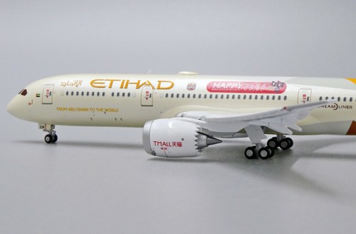Etihad B787-9 Reg: A6-BLM JC Wings Scale 1:400 Diecast model FLAPS DOWN XX4219A - Picture 10 of 12