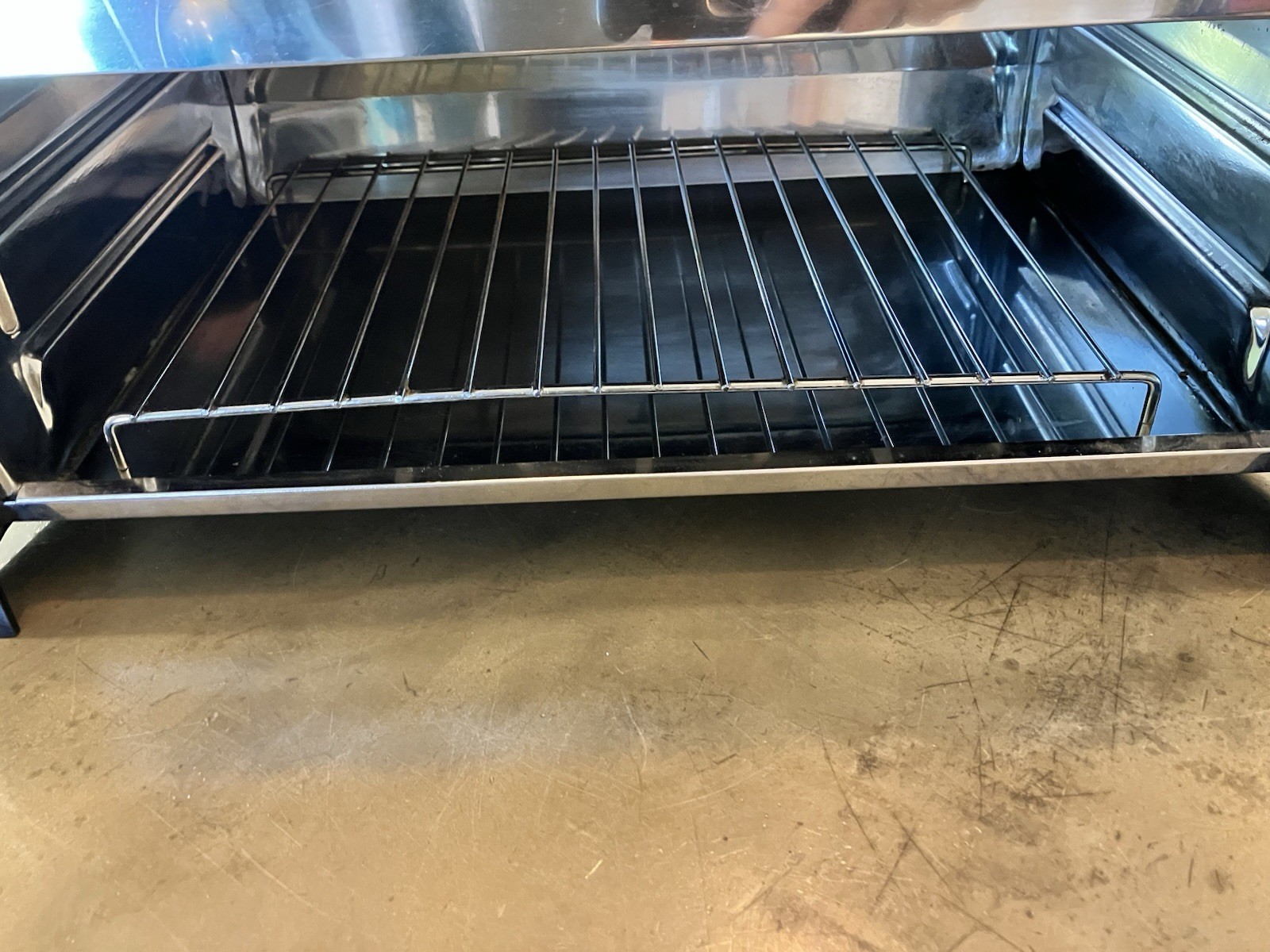 Vintage Toastmaster Tabletop Oven / Toaster Oven / Broiler Model 5211 1300W